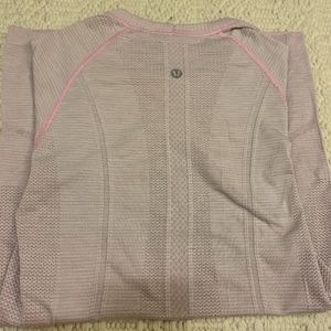 Lululemon tech tee